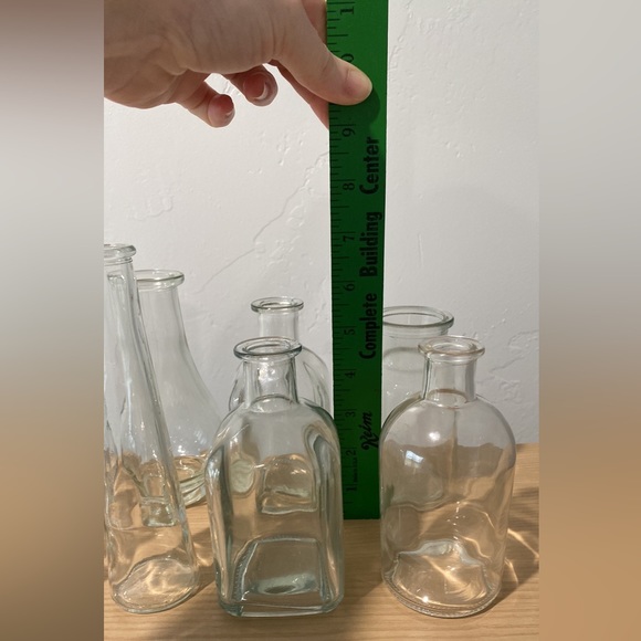 Assorted Clear Bud Vases 10 - Picture 6 of 7